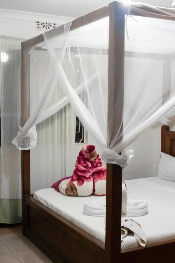 The Secret Garden Hotel موشي المظهر الخارجي الصورة