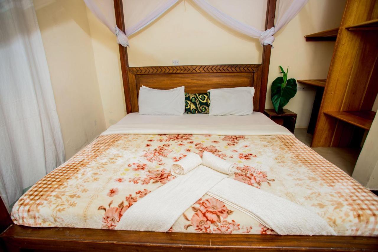 The Secret Garden Hotel موشي المظهر الخارجي الصورة