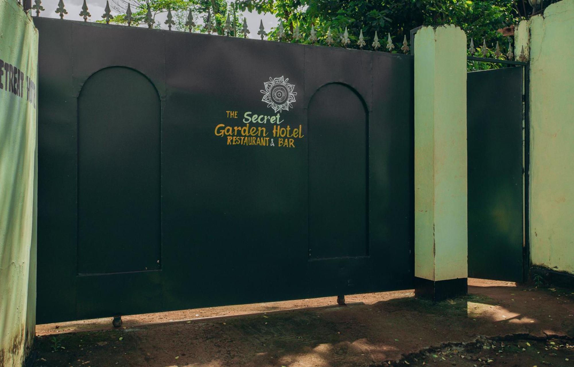 The Secret Garden Hotel موشي المظهر الخارجي الصورة